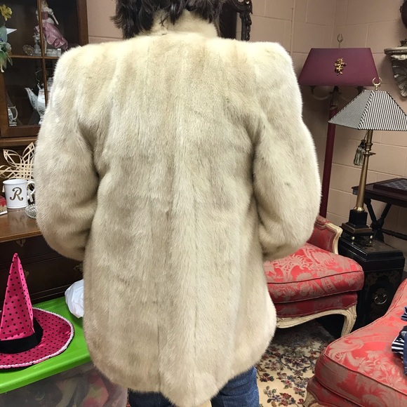 Mink Jacket - Picture 3 of 3